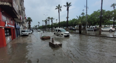İskenderun yine sular altında