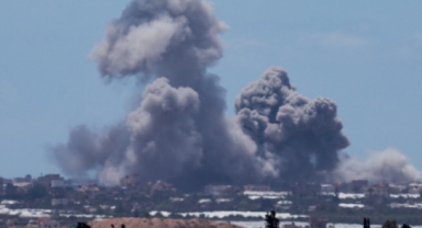 İsrail sivilleri vurdu