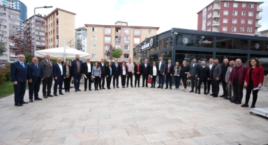 Kartal Belediye Başkanı Gökhan Yüksel, Yeni Dönemin İlk Muhtarlar Toplantısını Gerçekleştirdi