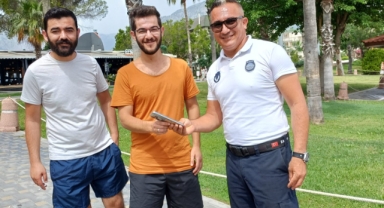 Kemer Belediyesi Zabıta ekiplerinden duyarlı davranış 