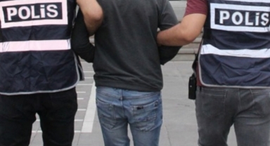 Kopya düzeneği kullanarak sınava girdi