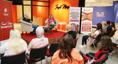 Küçükçekmece Belediyesi Etkinliğinde Yazar Aytül Akal'dan Öğrencilere: 