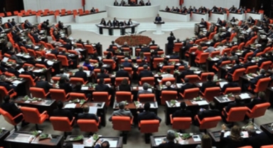 Meclis'te muhalefetin önerileri kabul edilmedi