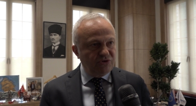 Öğrenciler için risk teşkil eden vinç Büyükçekmece belediyesini harekete geçirdi