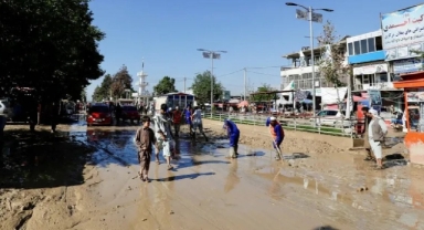 Ölü sayısı 400'e yaklaştı