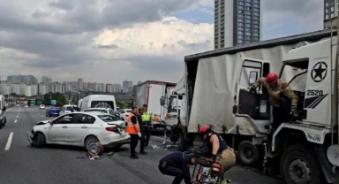 TEM'de 10 araç birbirine girdi