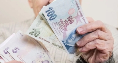 Vekillerin emekli için istediği zam AKP'yi karıştırdı