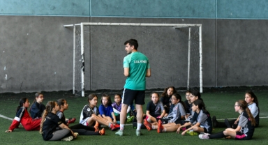 ANKARA BÜYÜKŞEHİR BELEDİYESİ FOMGET KADIN FUTBOL TAKIMI YENİ YILDIZLARINI ARIYOR 