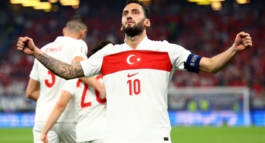 Avusturya maçında Çalhanoğlu'nun yerine iki aday