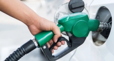 Benzin ve motorine okkalı zam 