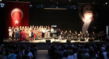 Bornova’da Türkülerle Yaza Merhaba