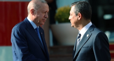 Erdoğan Özel'i KKTC'ye davet etti