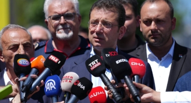 İnsanların demokrasiye olan inancını kırıyor