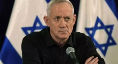 İsrail Savaş Kabinesi Gantz, kabineden istifa etti