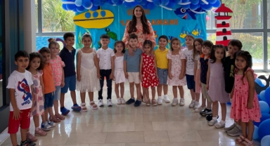 Kemerli Minik öğrencilerin karne sevinci