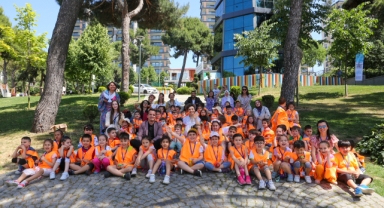 KÜÇÜKÇEKMECE’DE BARIŞ MASALLARINA 7’DEN 70’E YOĞUN İLGİ