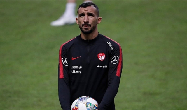 Mehmet Topal'dan sürpriz imza!