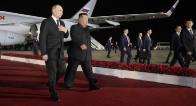 Putin 24 yıl sonra Kuzey Kore'yi ziyaret etti