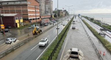Rize’de sağanak etkisi!