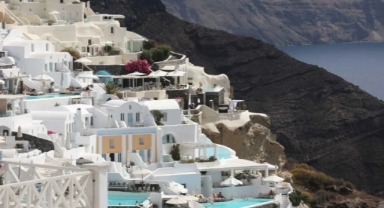 Yunan Adaları'nda ölenlerin sayısı üçe çıktı