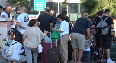 Yunan adalarına kapıda vizede bayram krizi