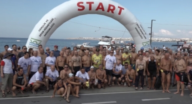 6. Büyükçekmece Körfezi Yüzme Yarışması nefesleri kesti