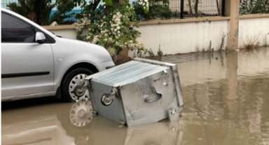 Adana'da şiddetli yağmur ve rüzgar