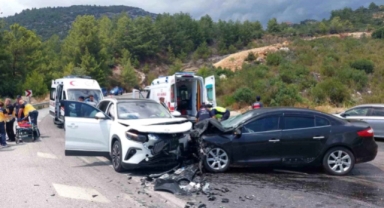 Antalya’da feci kaza!