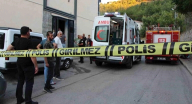 Asansör Tamircisi Hayatını Kaybetti 