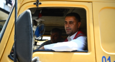 BAŞKAN KOZAY ÇİÇEK GİBİ ÇUKUROVA İÇİN ÇALIŞIYOR