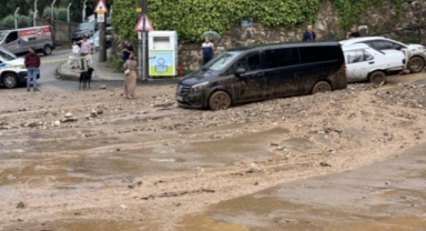Bursa sular altında!
