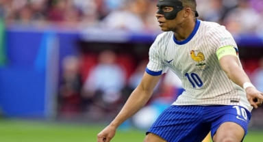 Fransa, Belçika'yı eledi