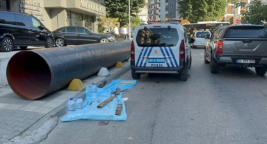 Kamyonetin yük asansörü düştü