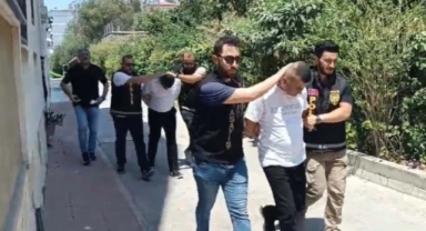 Kan davası nedeniyle çift sokak ortasında öldürüldü