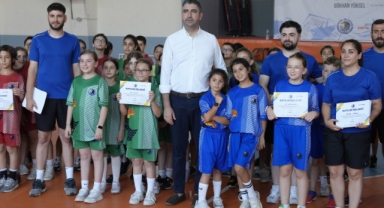 Kartal Belediyesi Ücretsiz Yaz Spor Okulu 1.Dönem Mezunlarını Verdi