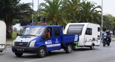 Kartal Belediyesi ve İBB Zabıta Ekiplerinden İşgalci Karavanlara Müdahale 