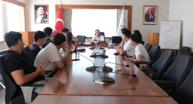 Kemer Belediyesi Gençlik Meclisi faaliyete geçiyor