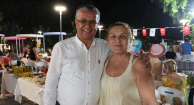 Kemer'de üreten ev hanımları kermesi 