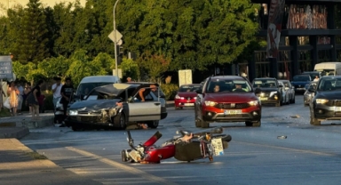 Otomobil ile Motosiklet Çarpışması