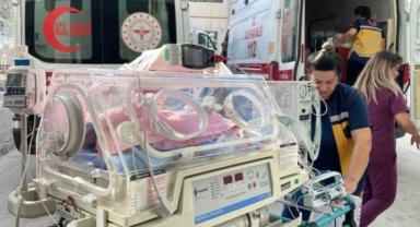 Tuvalette doğurduğu bebeğini çöpe attı!