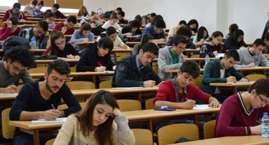 3 milyon öğrenci üniversiteyi bıraktı