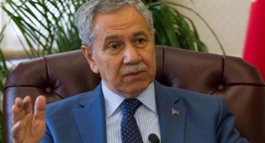 Bülent Arınç, başkanlık sistemini eleştirdi