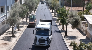 ÇERÇİOĞLU’NDAN AYDIN BUHARKENT’TE YOL HAMLESİ