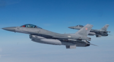 Danimarka'dan Ukrayna'ya F-16 sevkiyatı