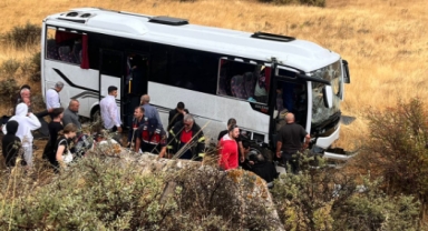 Düğün yolunda facia