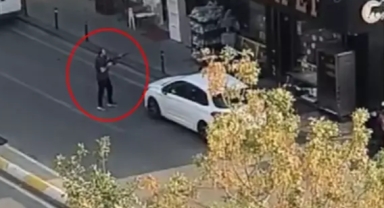 Eski iş yerine uzun namlulu silahla kurşun yağdırdı