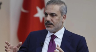 Fidan, Katar ve Mısır yetkilileri ile görüştü