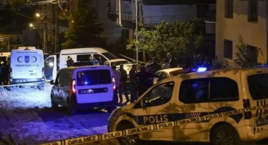 Gece yarısı komşularına kurşun yağdırdı