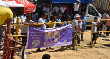 GERMENCİK BELEDİYE BAŞKANI BURAK ZENCİRCİ’NİN ÇAĞRISIYLA BOĞALAR SMA’LI LİNDA BEBEK İÇİN GÜREŞTİ