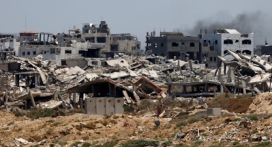 İsrail okula saldırdı